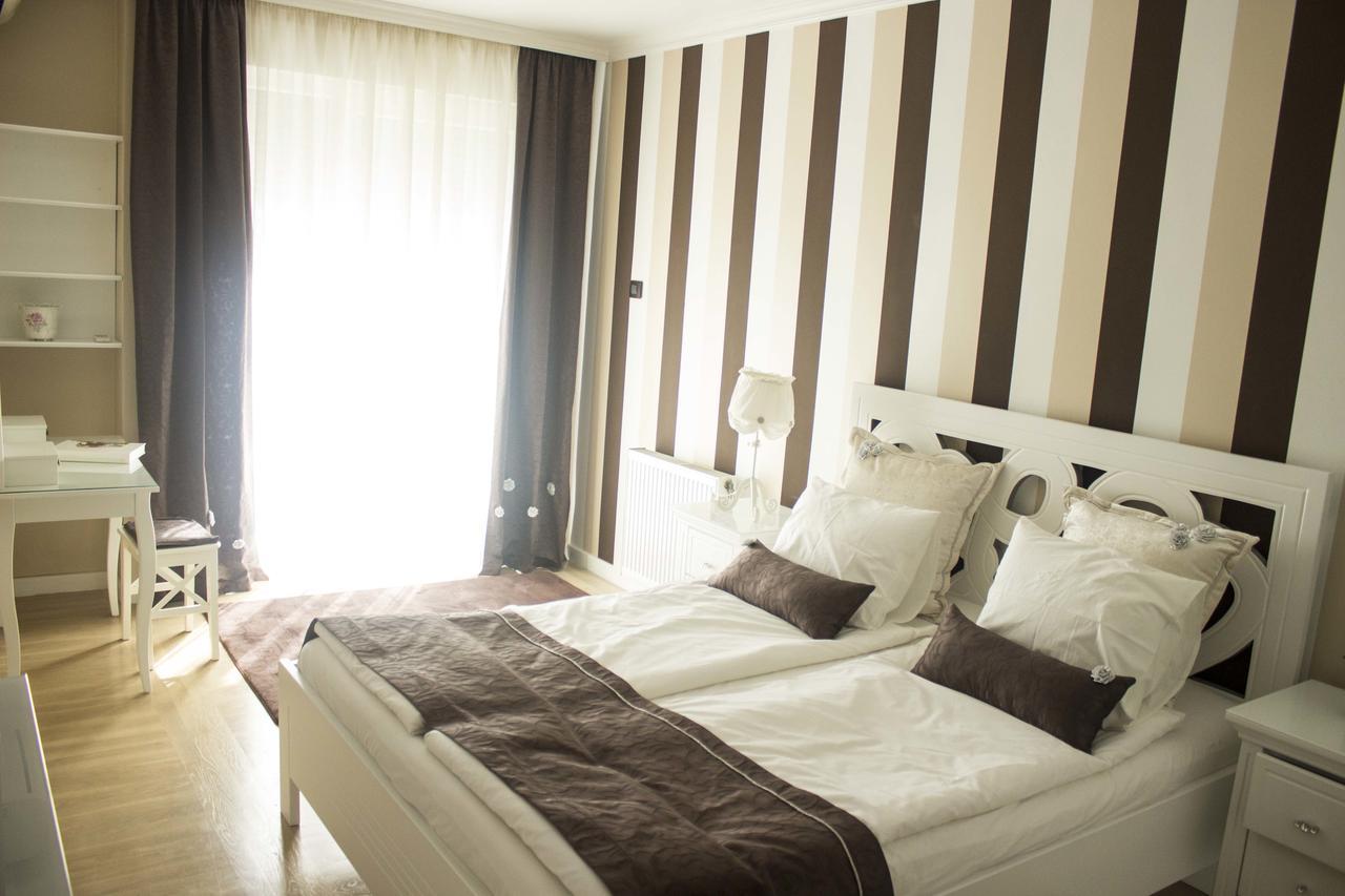 Lux New White Apartment Nowy Sad Zewnętrze zdjęcie