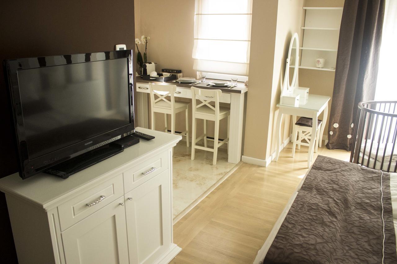 Lux New White Apartment Nowy Sad Zewnętrze zdjęcie