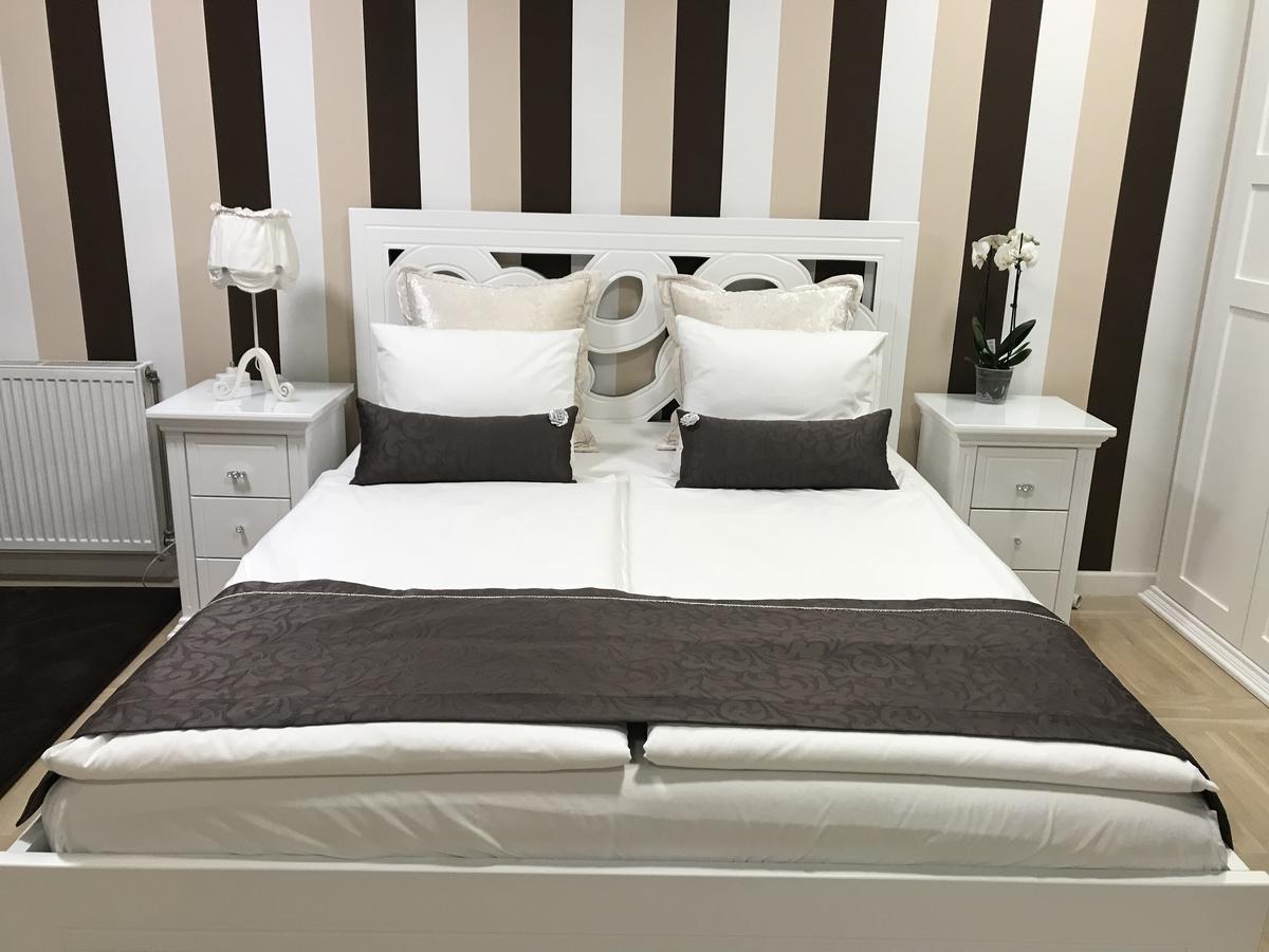Lux New White Apartment Nowy Sad Zewnętrze zdjęcie